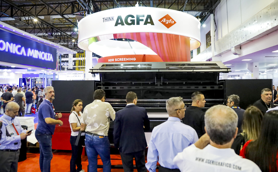 Agfa faz lançamento global e vende muitas máquinas na FESPA Digital Printing 2024
