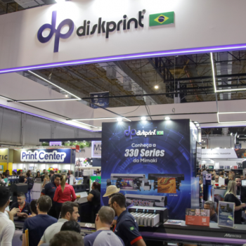 Diskprint oferece diversidade em impressão digital em seu estande