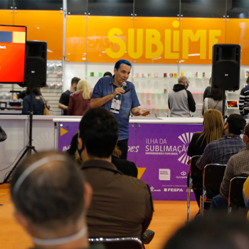 Ilha da Sublimação leva mundo dos produtos personalizados para a FESPA Digital Printing