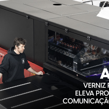 Agfa instala Jeti Tauro H3300 HS LED com verniz pontual