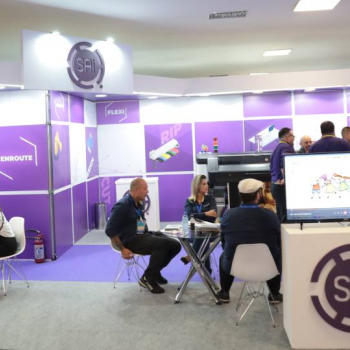 SAi destaca IA e softwares intuitivos na FESPA Digital Printing 2027