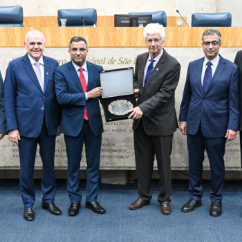 Sindigraf-SP recebe Salva de Prata da Câmara Municipal de São Paulo