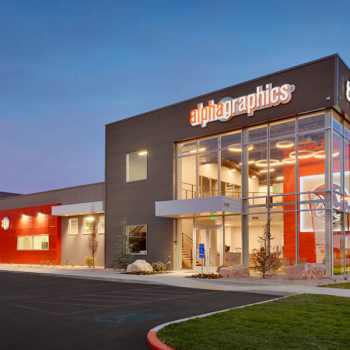 Rede AlphaGraphics apresenta Projeto de Conversão de Franquias na FESPA Digital Printing