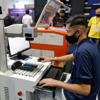 Cutmaker leva linha de corte e gravação na FESPA Digital Printing