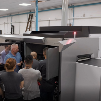 Digital PrintZ recebe impressora varioPRINT iX da Canon